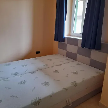 Fekete Barany Apartman Apartment Balatonlelle