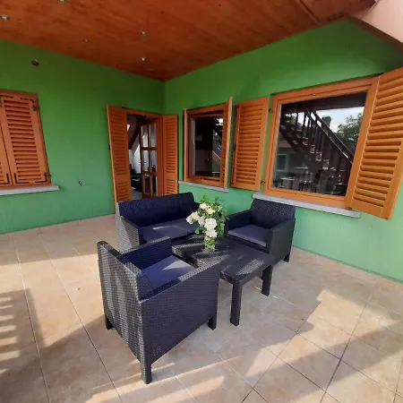 Fekete Barany Apartman Apartment *