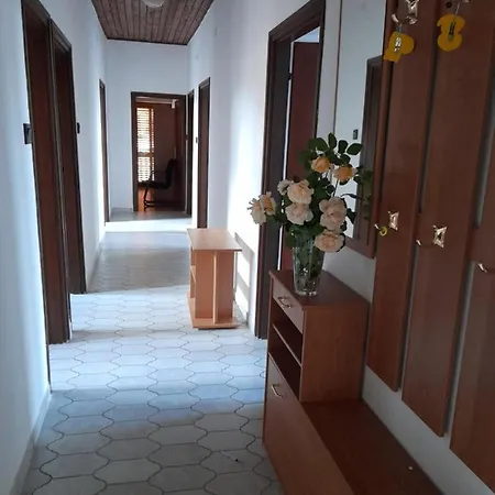 Fekete Barany Apartman Apartment Balatonlelle
