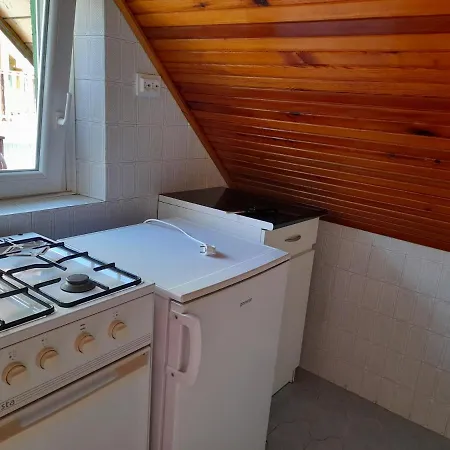 Apartment Fekete Barany Apartman Balatonlelle