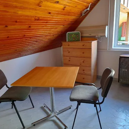 Fekete Barany Apartman Balatonlelle